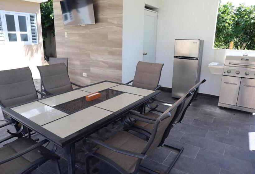 تختخواب و صبحانه Stella Retreat Bnb