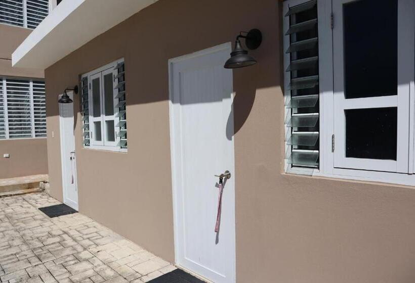 تختخواب و صبحانه Stella Retreat Bnb