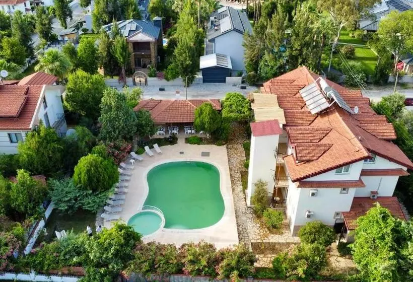 ホテル Angels Garden Dalyan