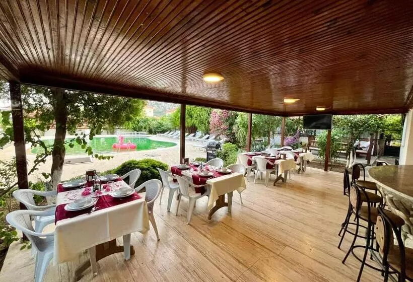 ホテル Angels Garden Dalyan