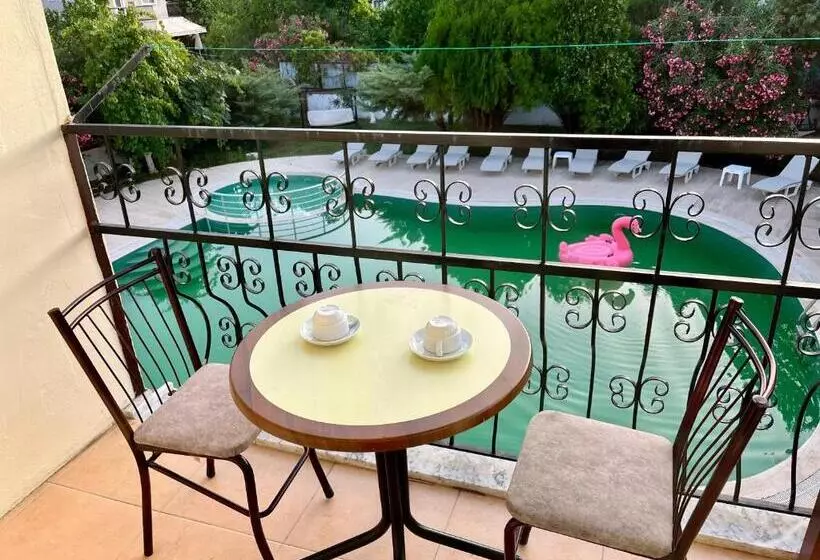 ホテル Angels Garden Dalyan