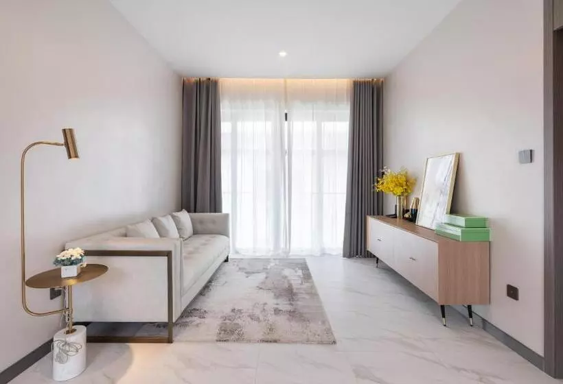 Hotelli Argo Pattaya Resort And Villas