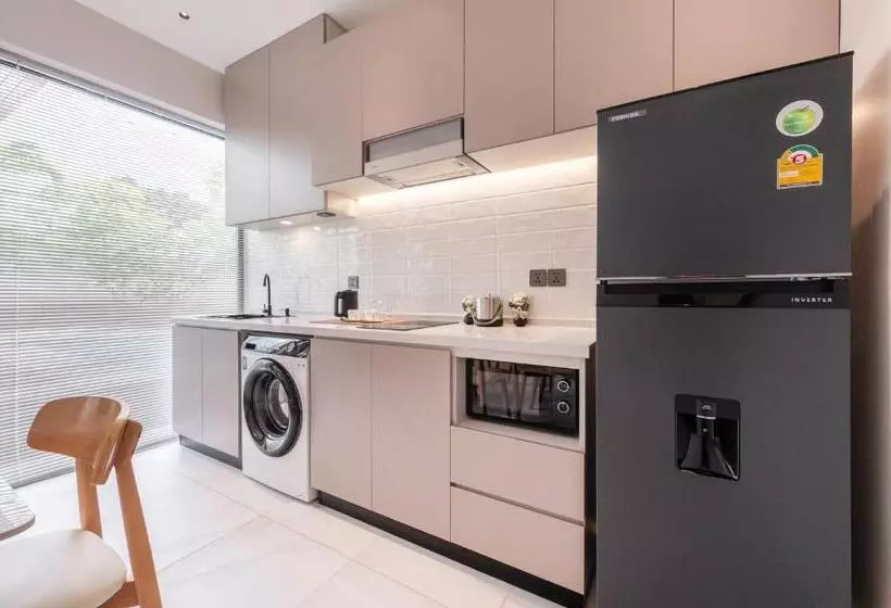 Hotelli Argo Pattaya Resort And Villas