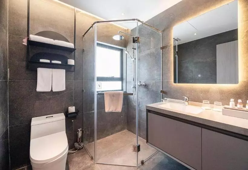 Hotelli Argo Pattaya Resort And Villas