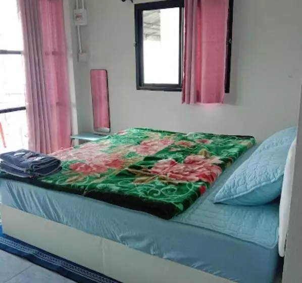 ホテル Baanpak Prakai Dao Phahuasing