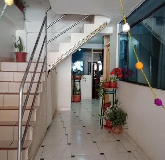 בית מלון כפרי Samay