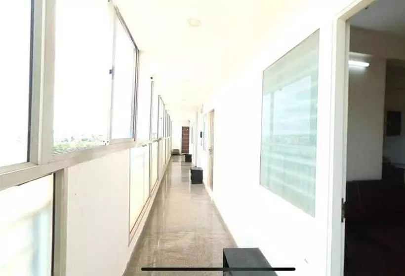 ホテル Visaara Luxury Homes