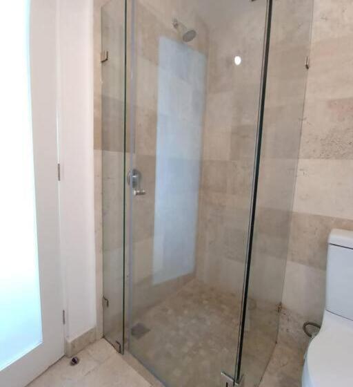 Отель Zcalo Nearby Smart Tv 247 Security