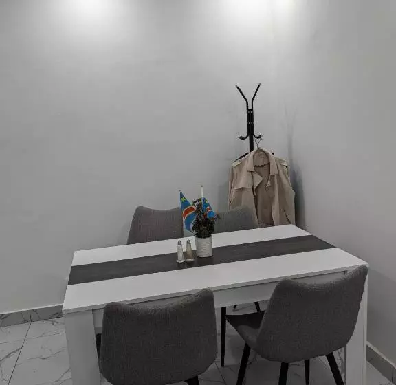 Les François Suites