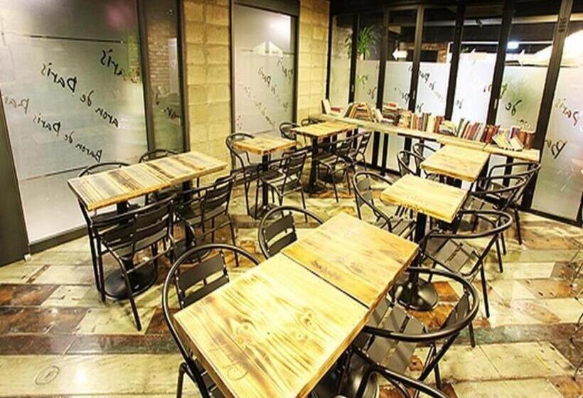 فندق على الطريق Baron De Paris