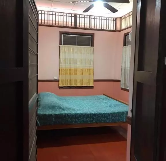 Majatalo Baan Lotus Guest House