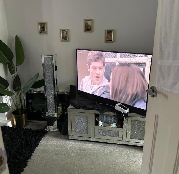 Пансион Dmoney Ltd