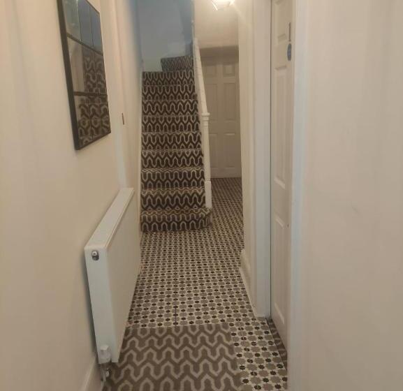 Pensione Edwin House