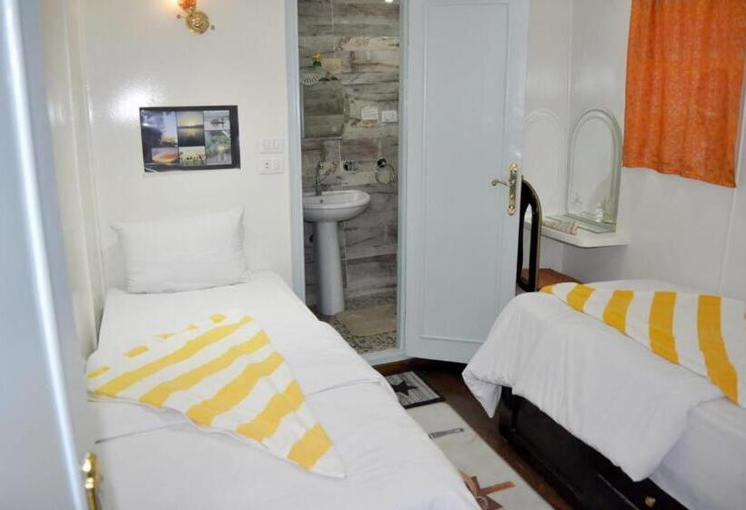 پانسیون Egypt Amon