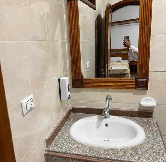 پانسیون Egypt Amon