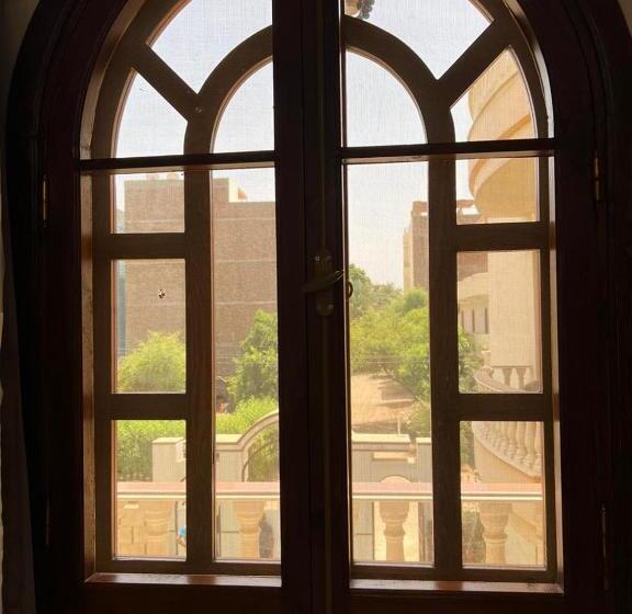 پانسیون Egypt Amon