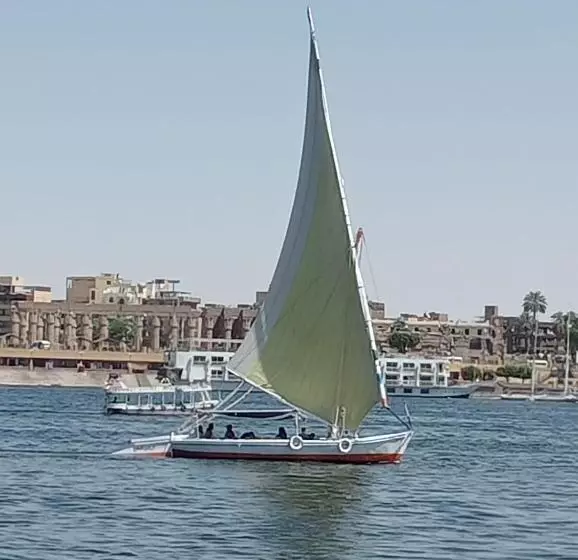 پانسیون Egypt Amon
