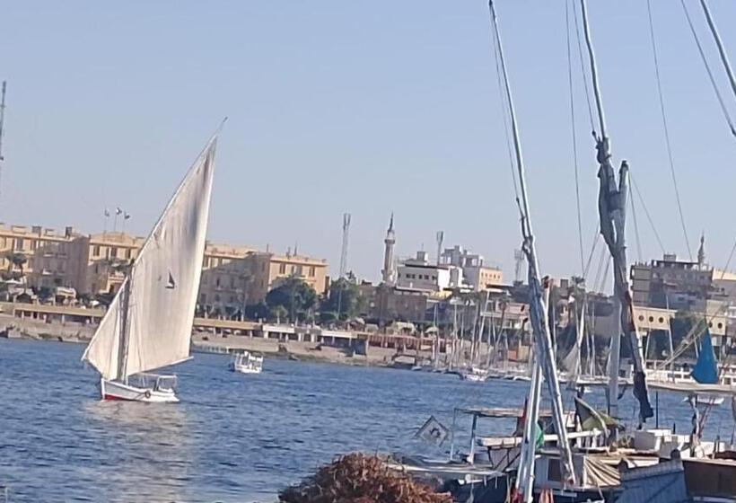 پانسیون Egypt Amon