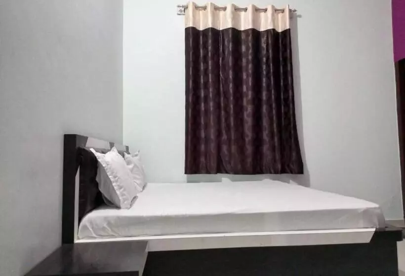 ペンション Paradise Guest House