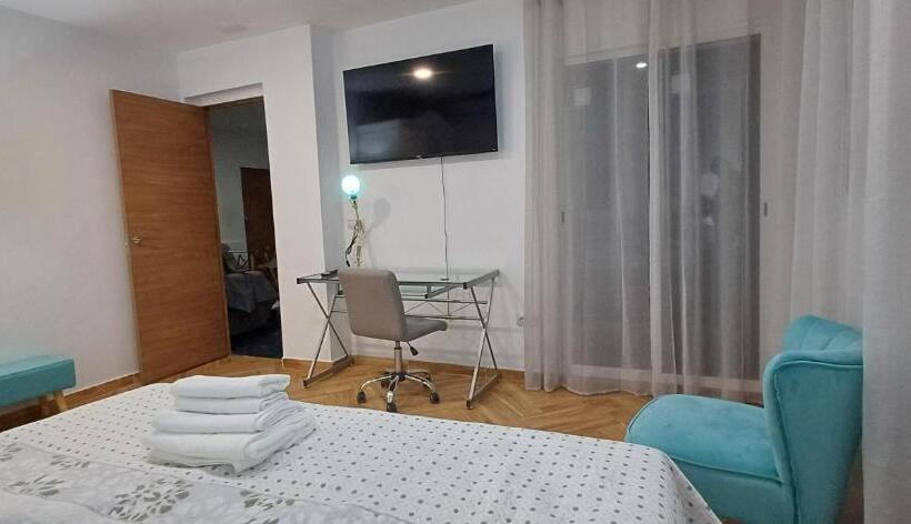 بنسيون ático 2 Dormitorios Y Apartamento 2 Dormitorios