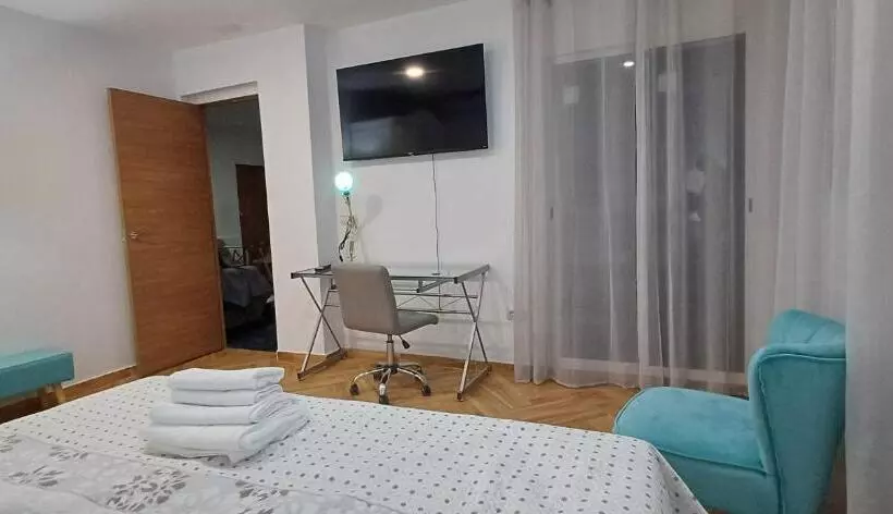 Majatalo ático 2 Dormitorios Y Apartamento 2 Dormitorios