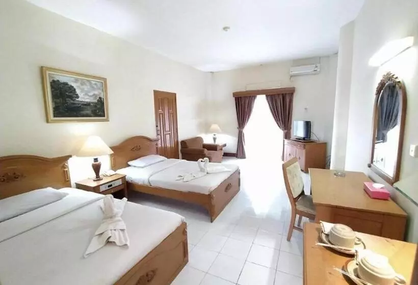 Resort Otel Tretes Raya