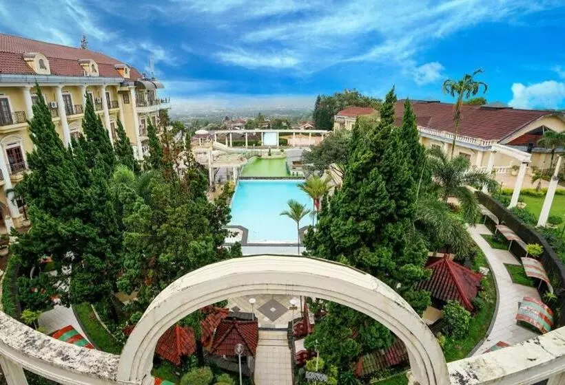 Resort Otel Tretes Raya