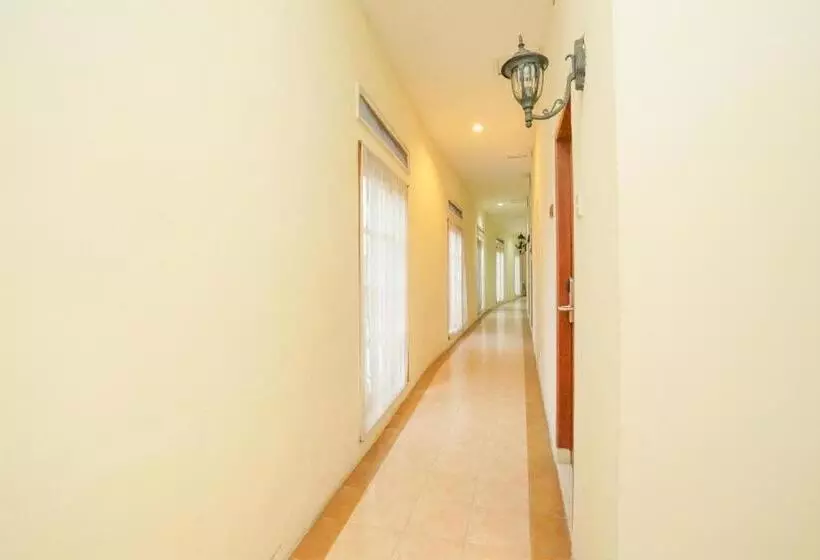 Resort Otel Tretes Raya