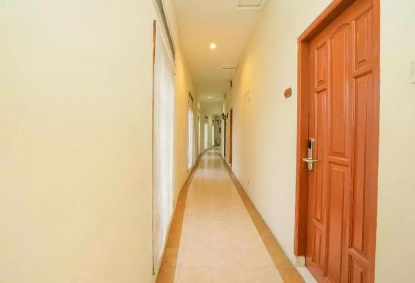 Resort Otel Tretes Raya