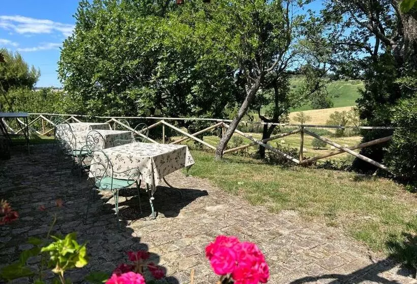 Aamiaismajoitus (B&B) Bb Casale Di Oto