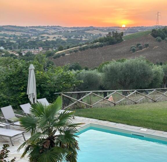 Bed and Breakfast Bb Casale Di Oto