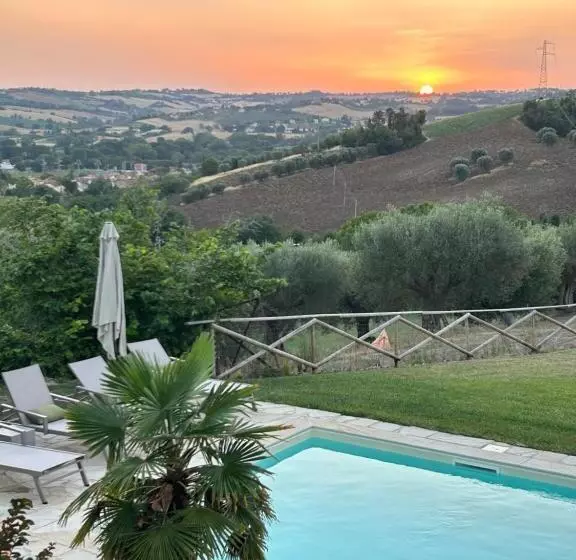 Aamiaismajoitus (B&B) Bb Casale Di Oto