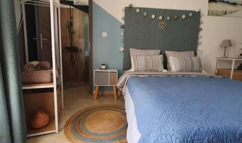 ベッドアンドブレックファースト Chambre D Hôtes La Petite Dormeuse