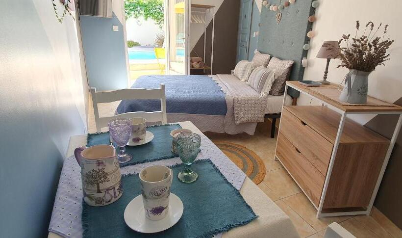 ベッドアンドブレックファースト Chambre D Hôtes La Petite Dormeuse