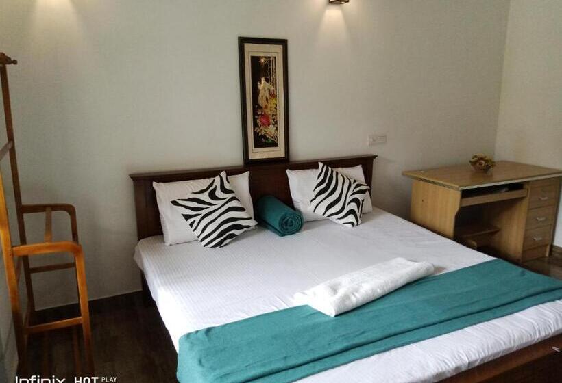 Bed and Breakfast Js Home Ella