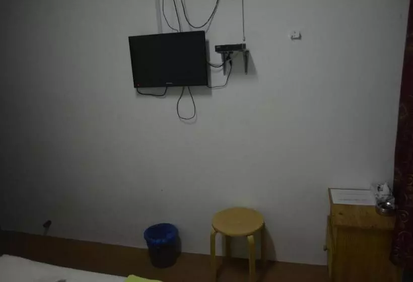 D Bj Motel