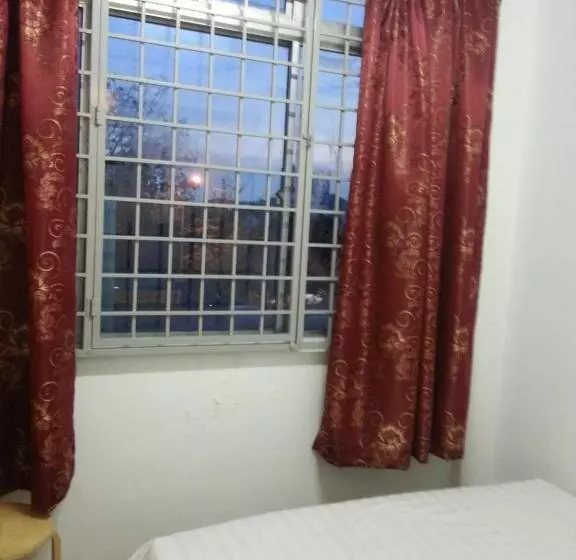 D Bj Motel