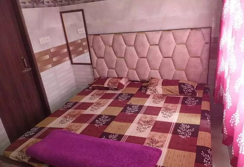 ホテル Chitrakoot