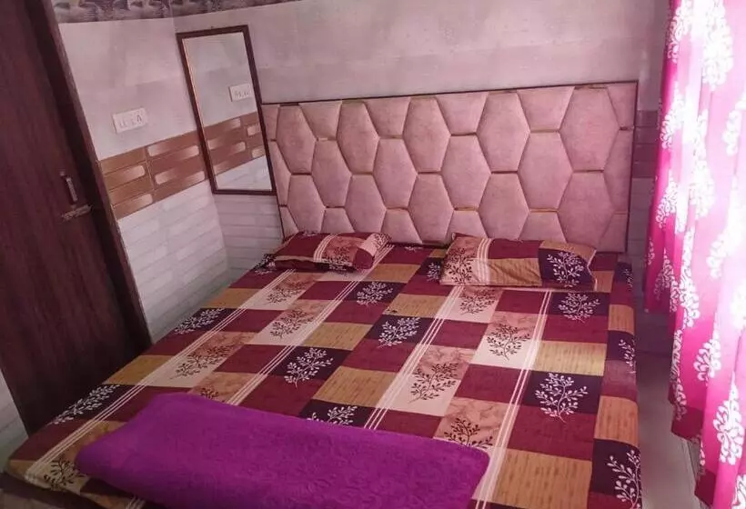 ホテル Chitrakoot