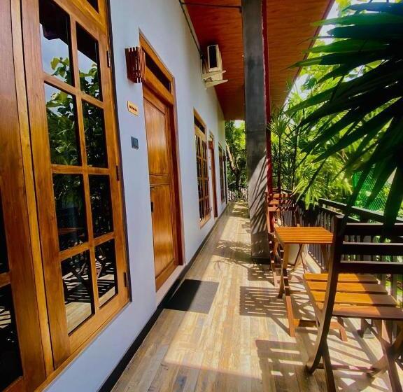 Отель Coffee House Dambulla