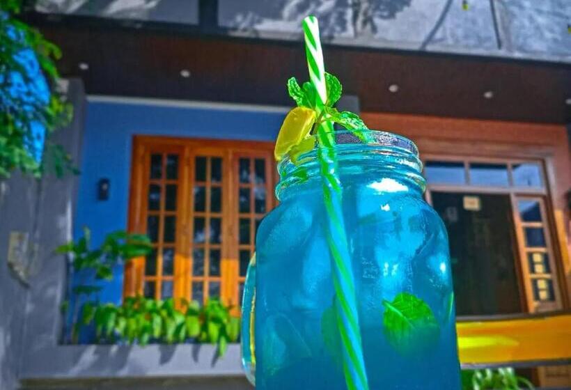 Отель Coffee House Dambulla