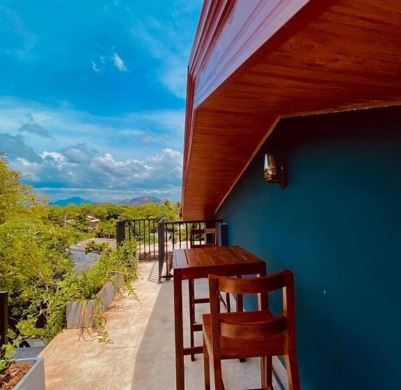 Отель Coffee House Dambulla