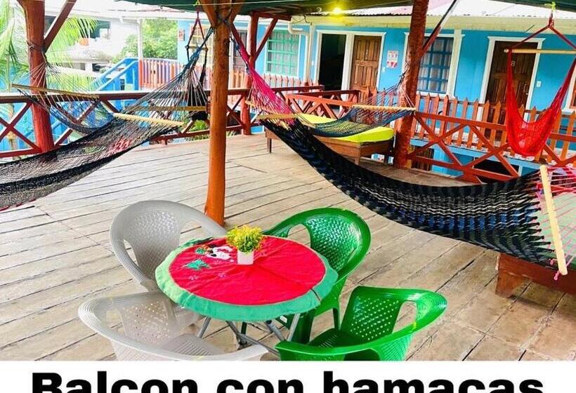 هتل Tortuguero Kore