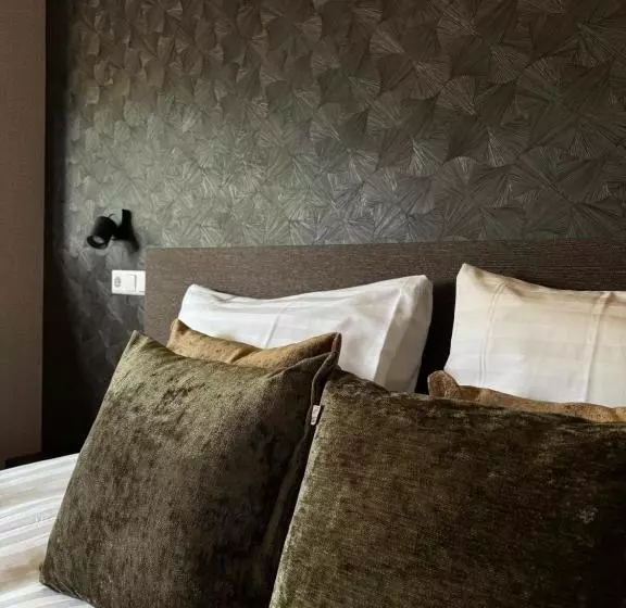 Hotelli Twenty Three Amsterdam Airport