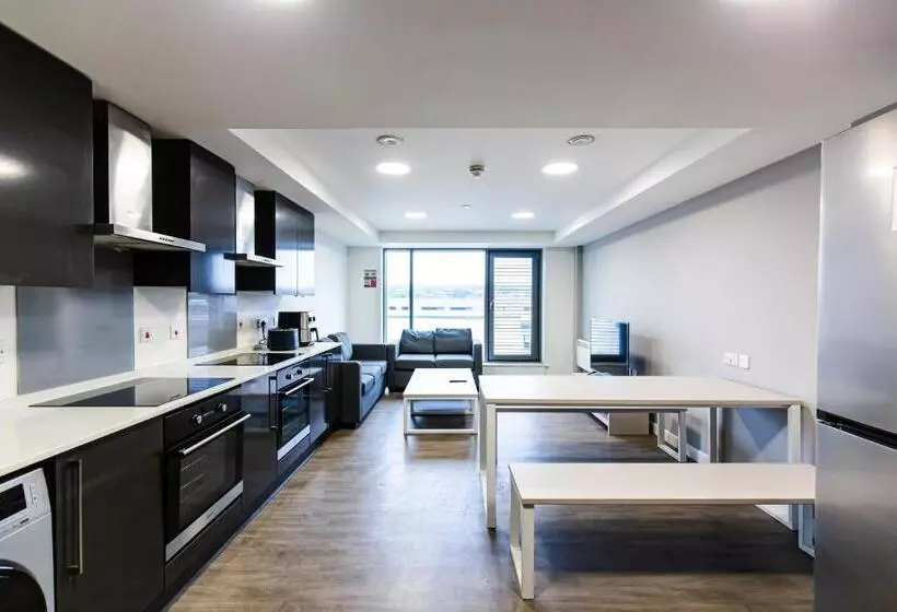 New Era Living   Ensuite Rooms With Shared Kitchen