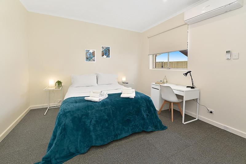 Pensió 206dr2 & 3 Large Rooms In Carlton 2br Apt! Ac, Smart Tv, Pkg!