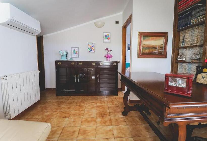 פנסיון Cinquale Sea Room