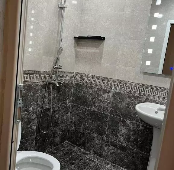 Majatalo Madoyans Rest House