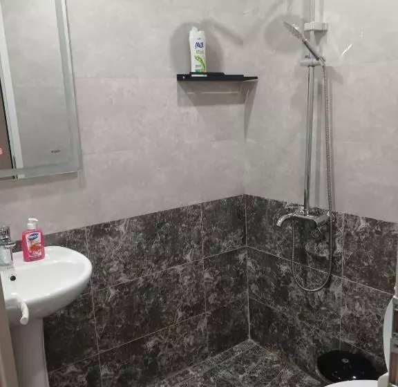 Majatalo Madoyans Rest House