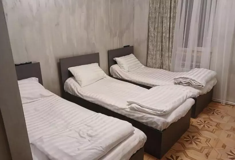 Majatalo Madoyans Rest House